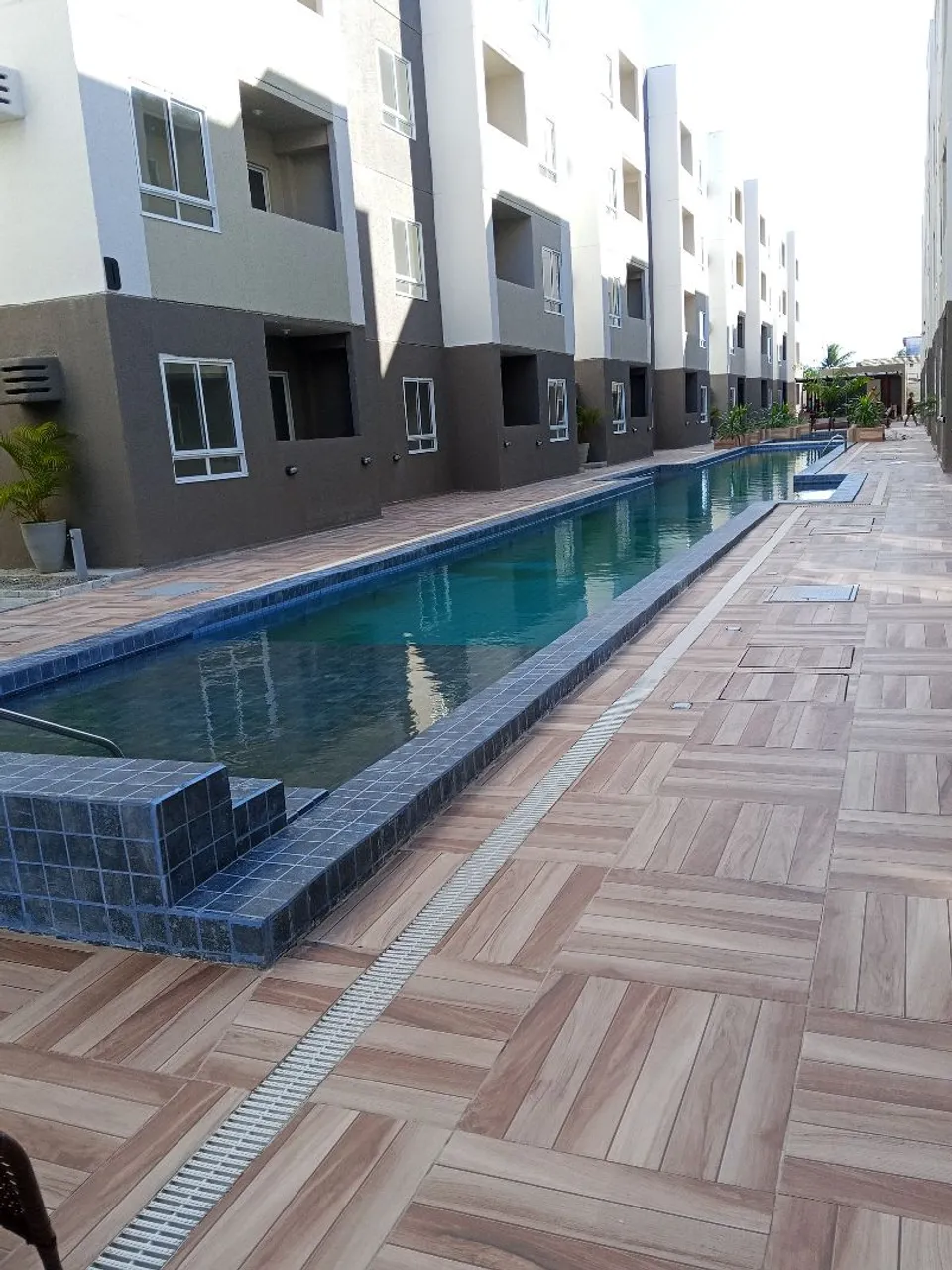 2-bedroom, 2-bath apartment with a balcony — photo 18