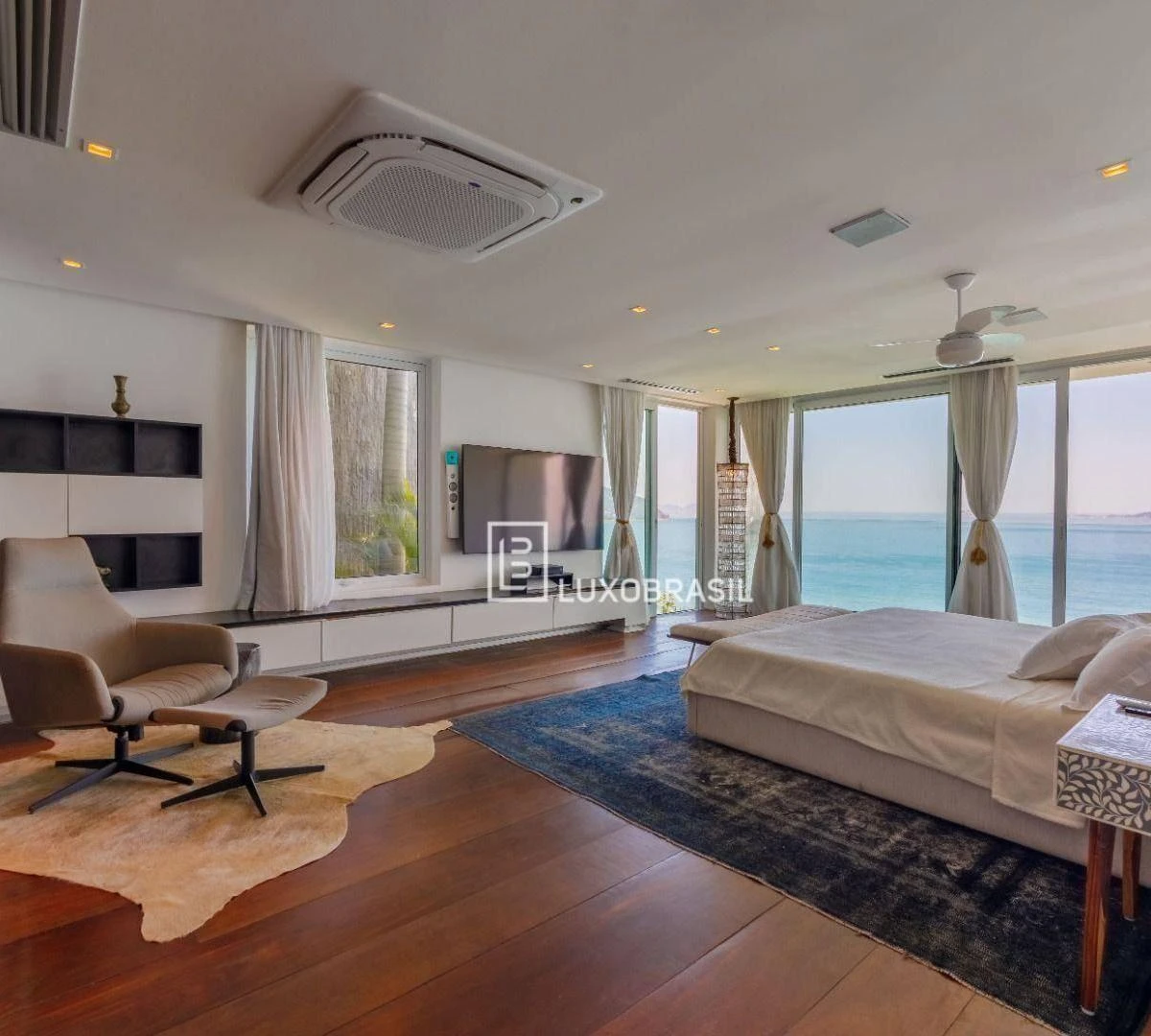 Furnished 800 m² house with 5 en-suite bedrooms — photo 6