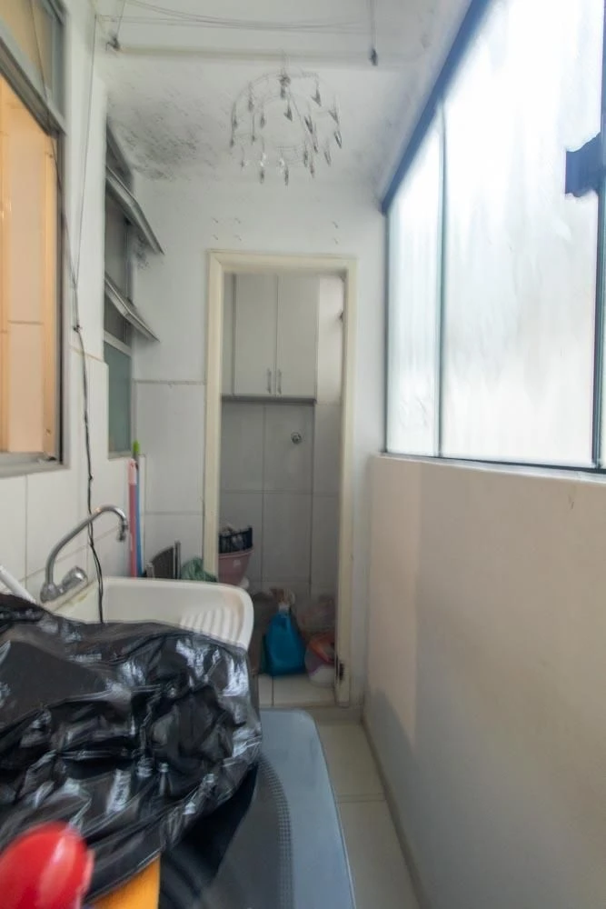 Furnished 2-bedroom apartment with desk workspace corner — photo 17