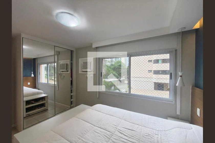 Furnished apartment, 103 m², with a glass-enclosed balcony — photo 20