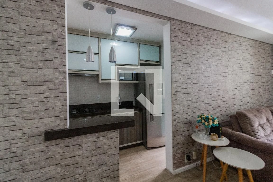 Furnished apartment, 77 m², with a glass-enclosed balcony — photo 2