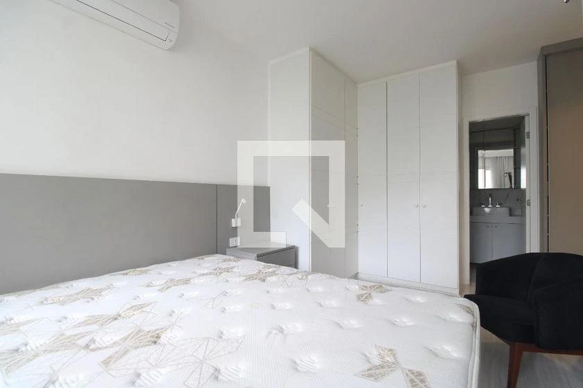 2-bedroom apartment in a building with a gym — photo 20