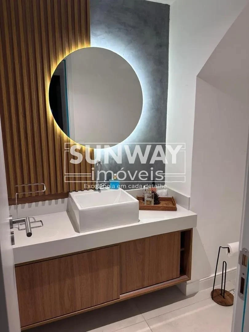 Робоче місце та 6 спалень: будинок 410 м² — photo 16