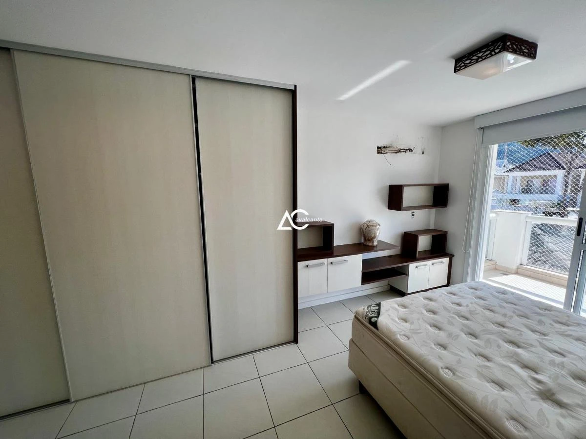 Casa de aluguel com 4 suítes e 270 m² — photo 37