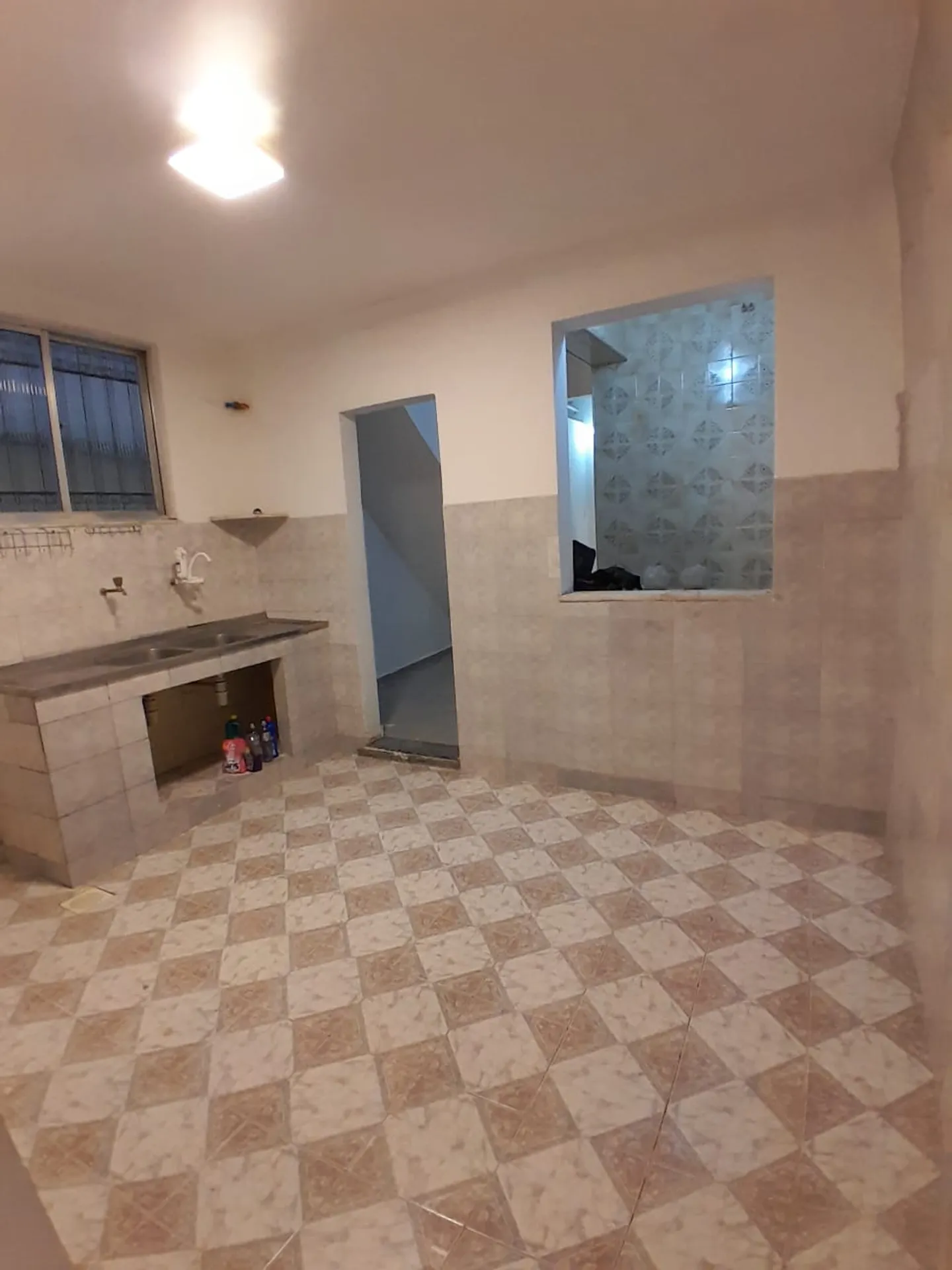 Casa com 75 m², 2 quartos e 3 banheiros, sem garagem — photo 2
