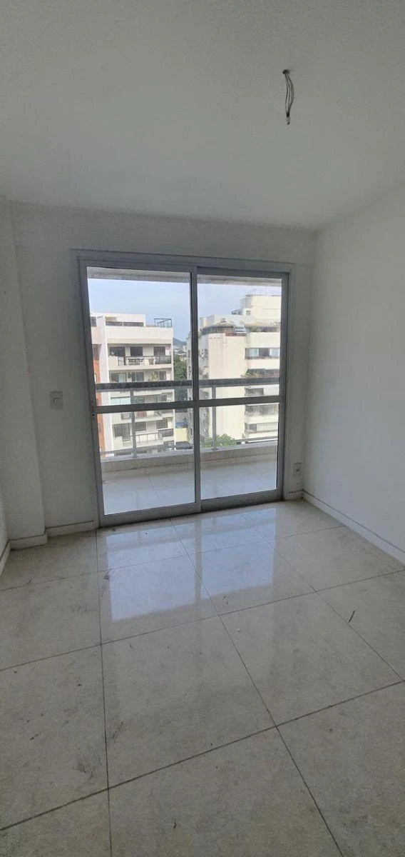 Furnished 169 m² apartment with balcony and barbecue — photo 4