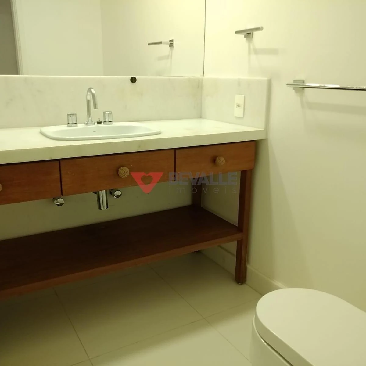 Rental apartment with 3 bedrooms, balcony, 3 baths — photo 45