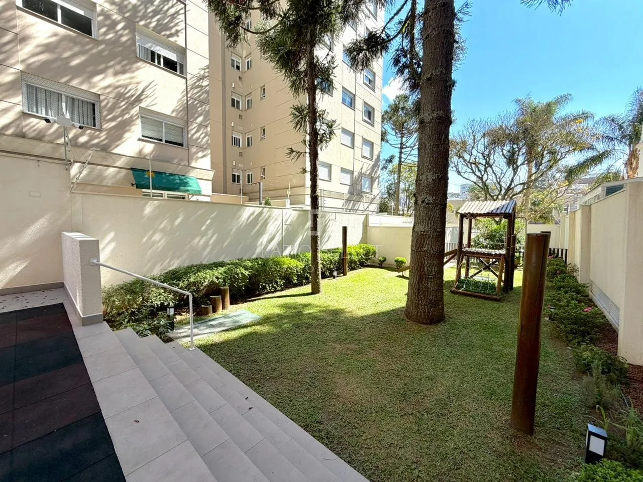 3-bedroom apartment with a washing machine in Curitiba — photo 61