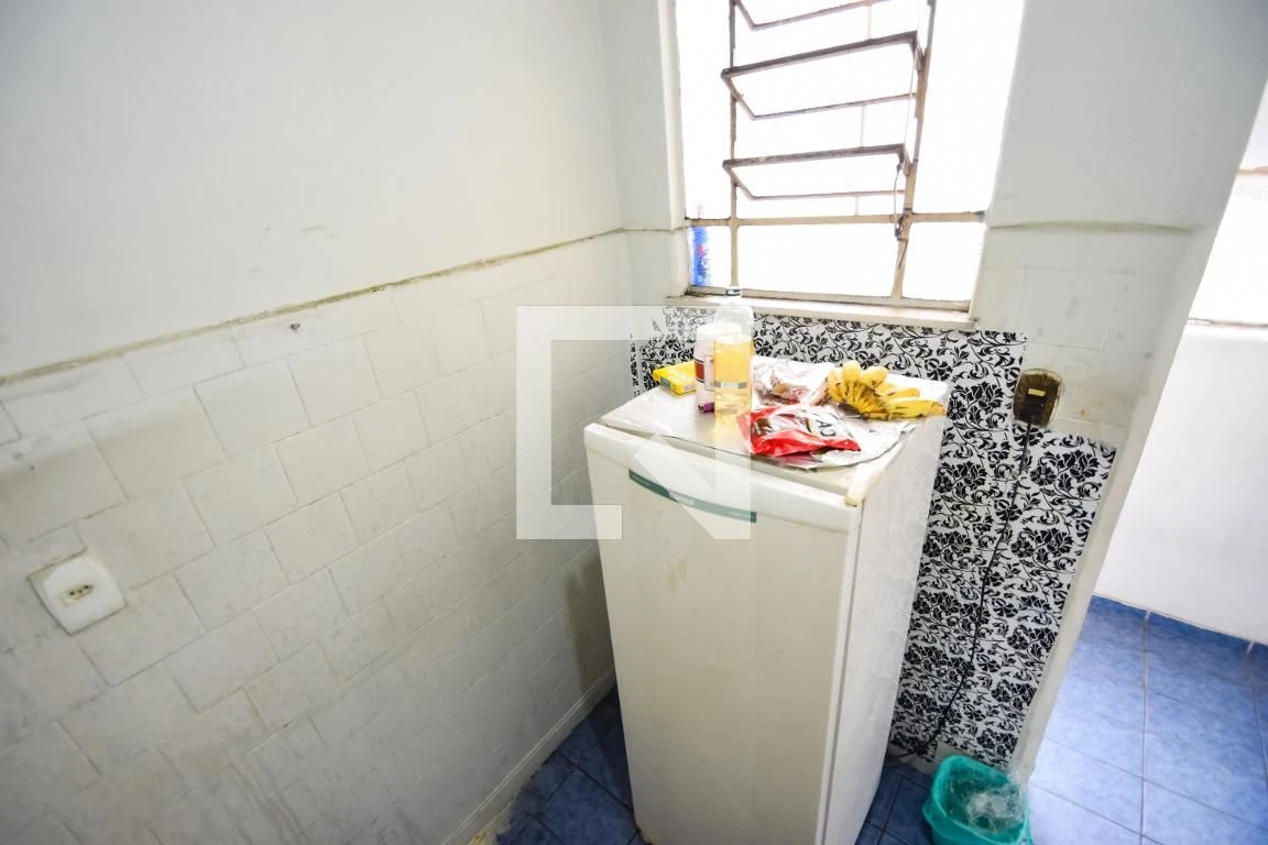 Apartamento mobiliado com 4 quartos e cozinha separada — photo 8