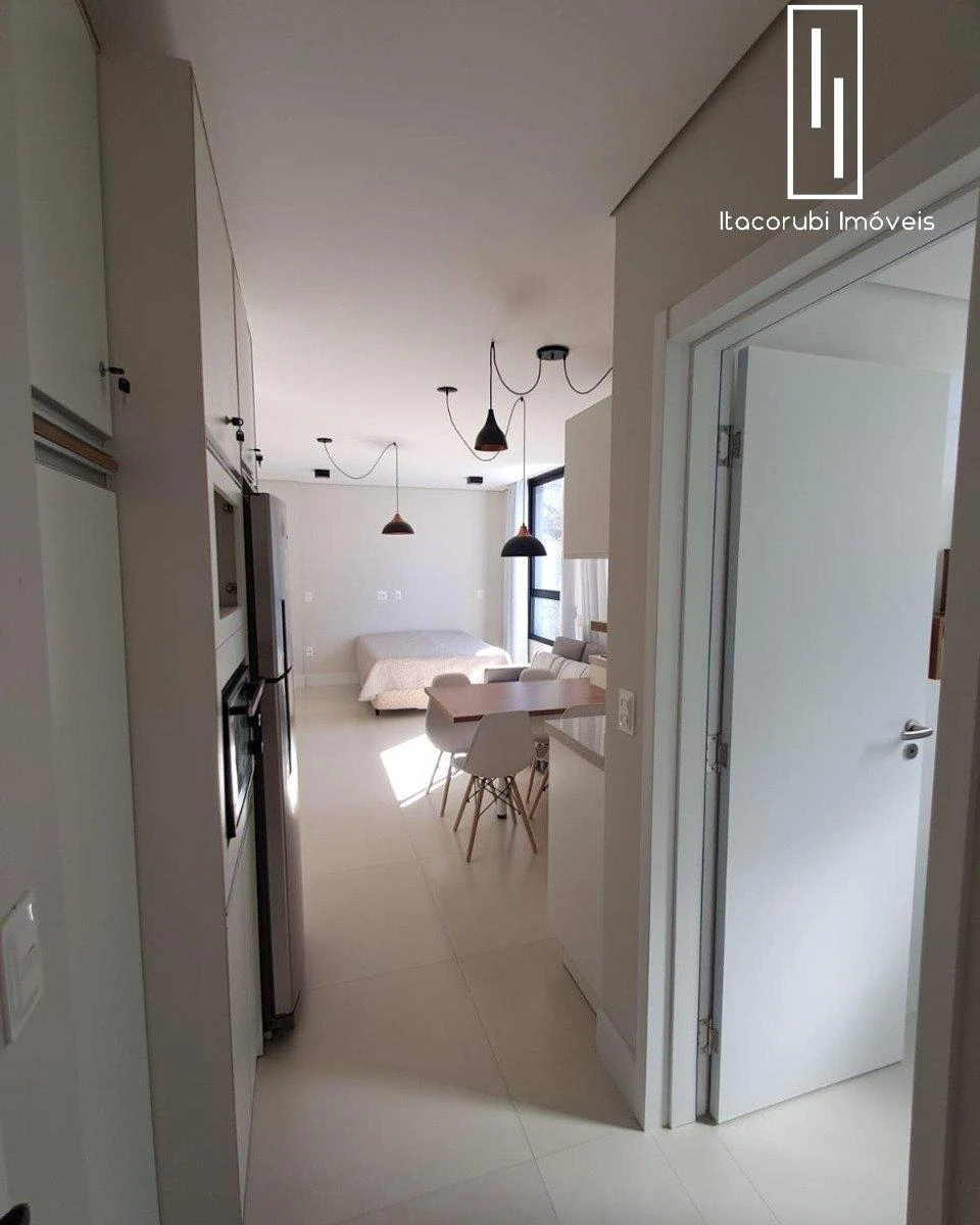 Furnished 1-bedroom apartment with open-plan kitchen — photo 15