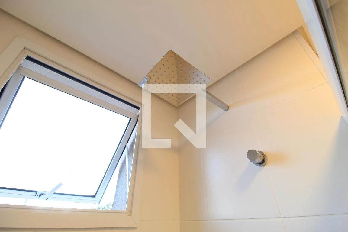 Собственный бассейн и 2 спальни: квартира 64 м² — photo 2