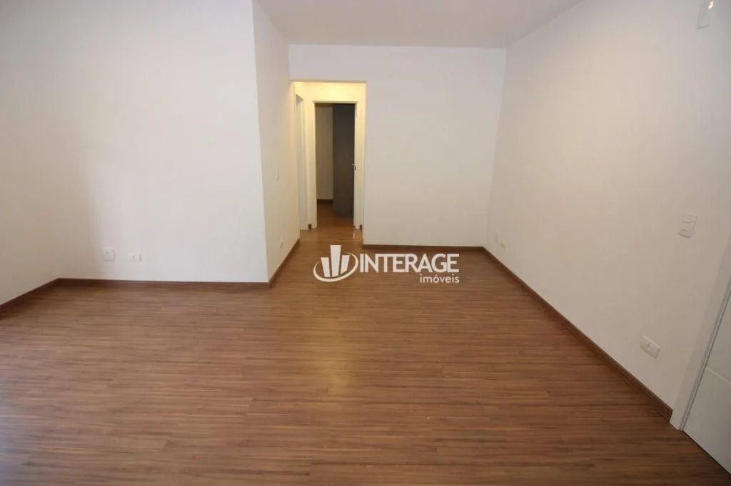 Apartamento de 2 dormitórios com varanda e 1 vaga — photo 7
