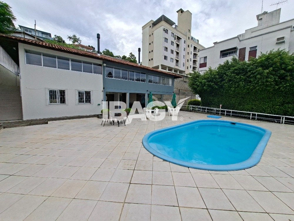Washing machine in a one-bedroom apartment, 32 m² — photo 28