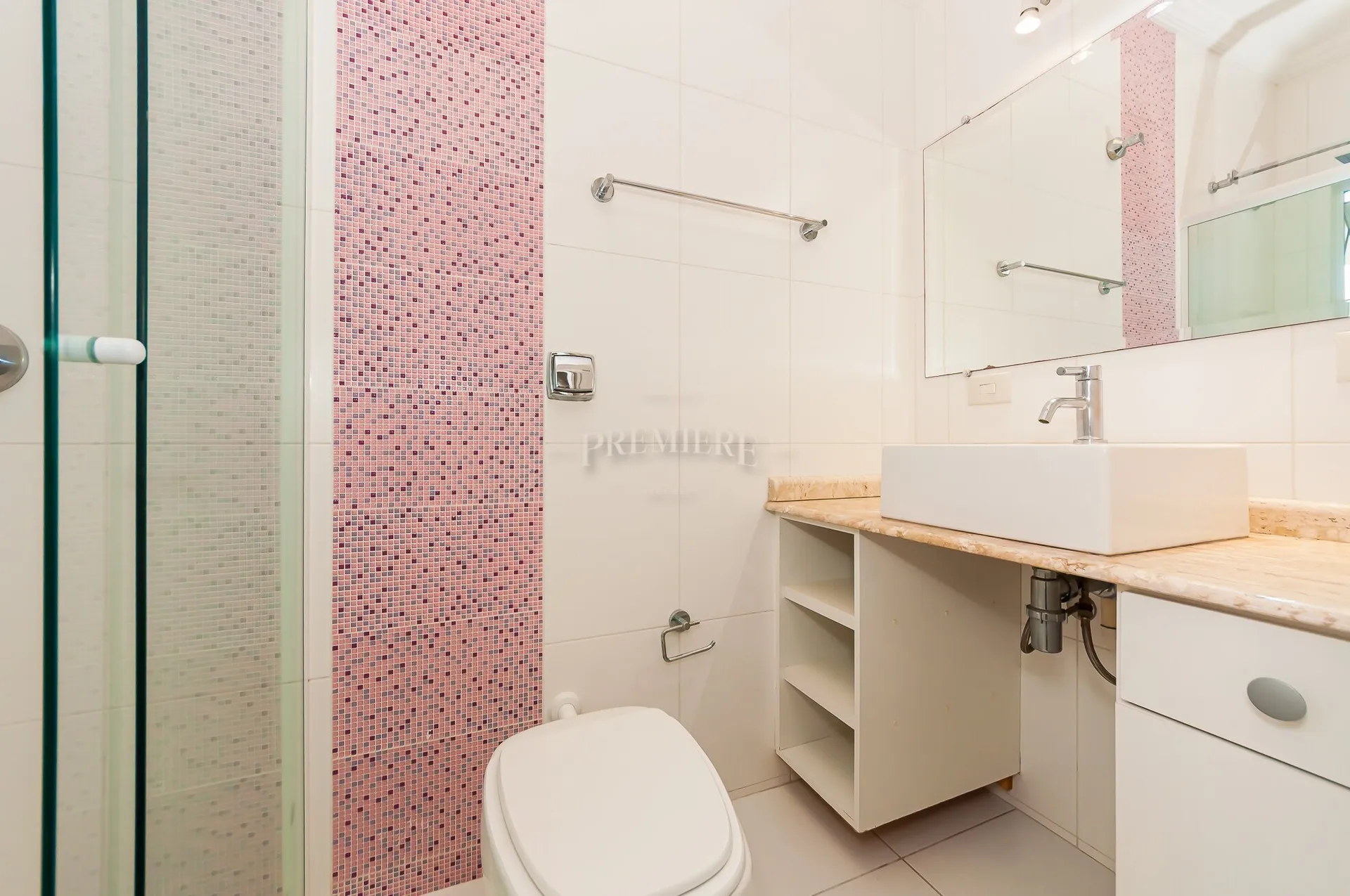 Furnished house with 613 m², 3 en-suite bedrooms — photo 29