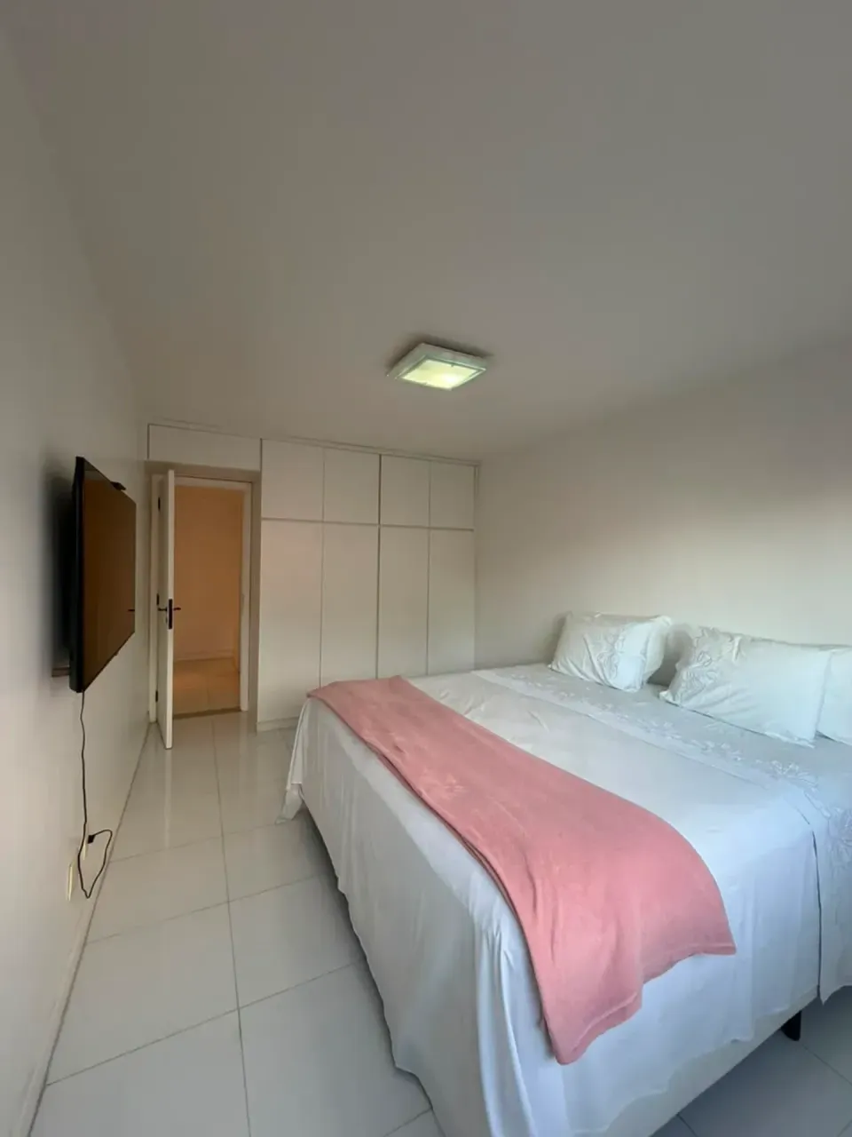 Rental apartment with 2 bedrooms and 1 parking space — photo 3
