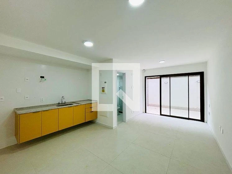 Apartamento, 29 m², com varanda gourmet
