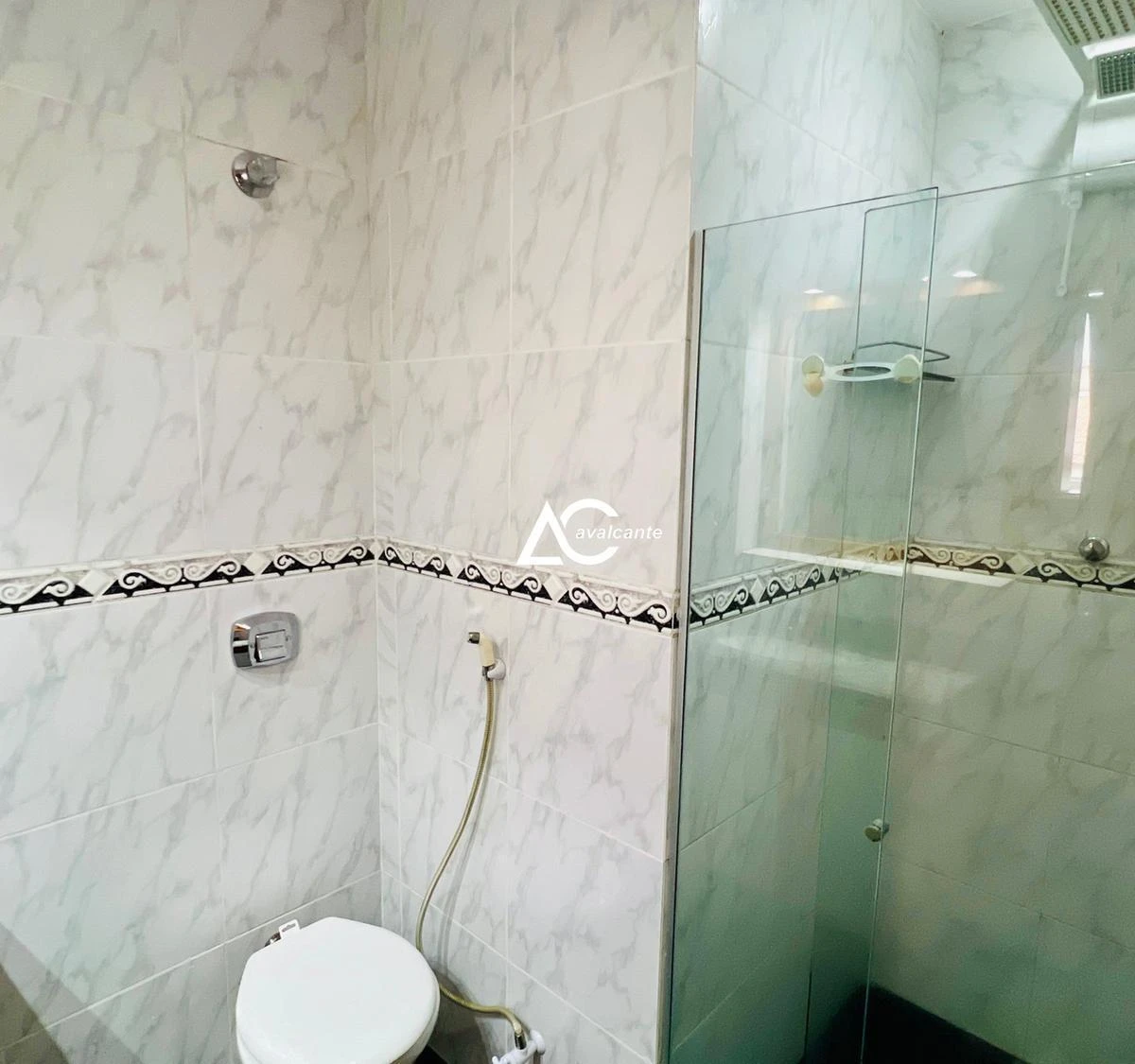 Дом 200 м² с отдельной кухней и 3 парковками — photo 46