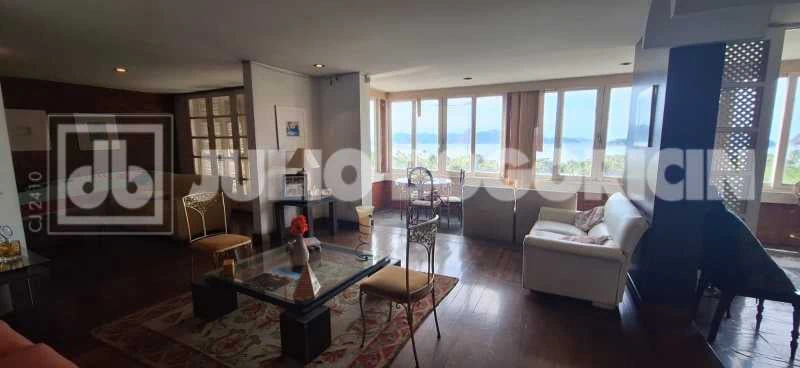 Furnished 260 m² apartment with 4 bedrooms and view — photo 16