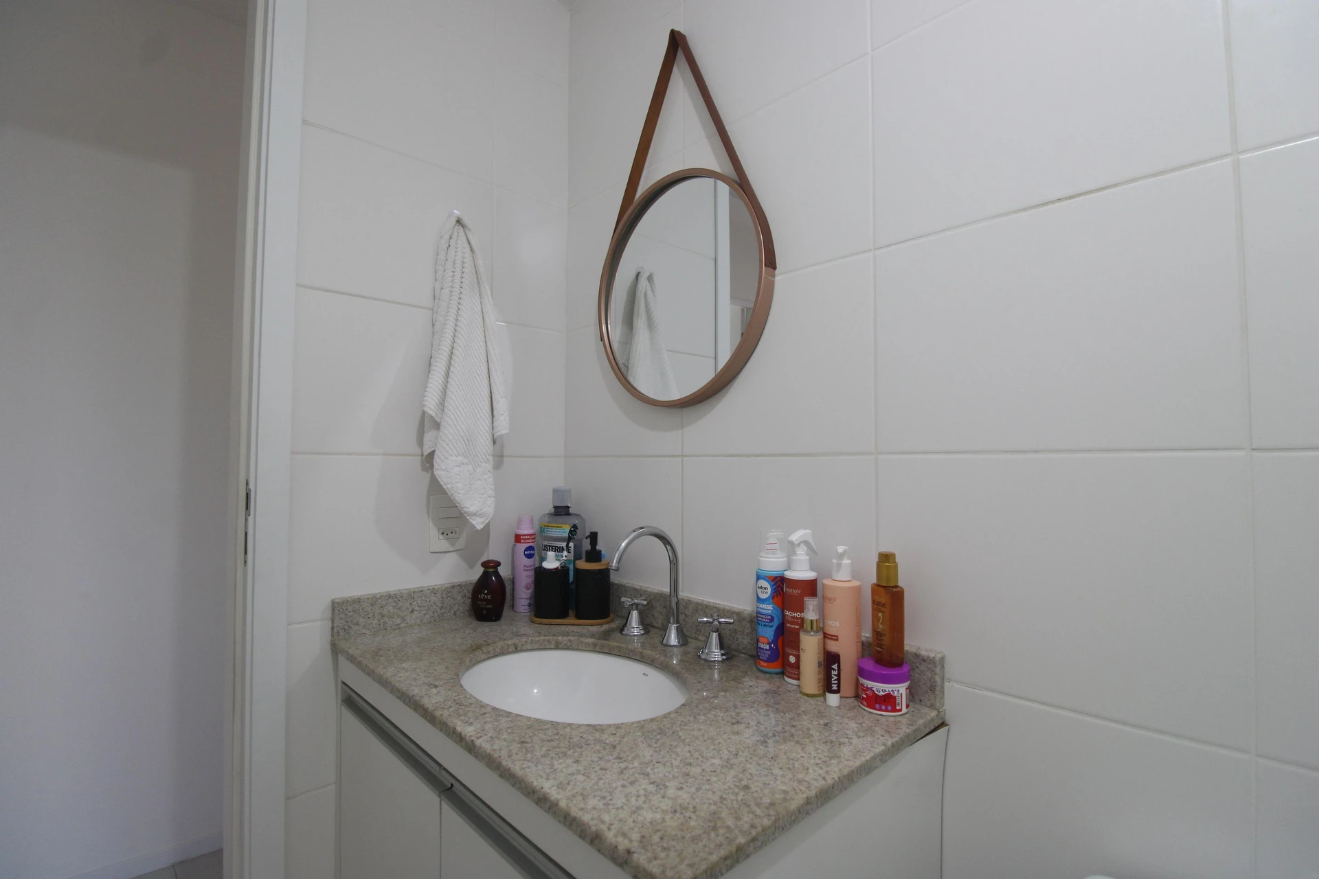 Furnished apartment, 78 m², with a home office — photo 40