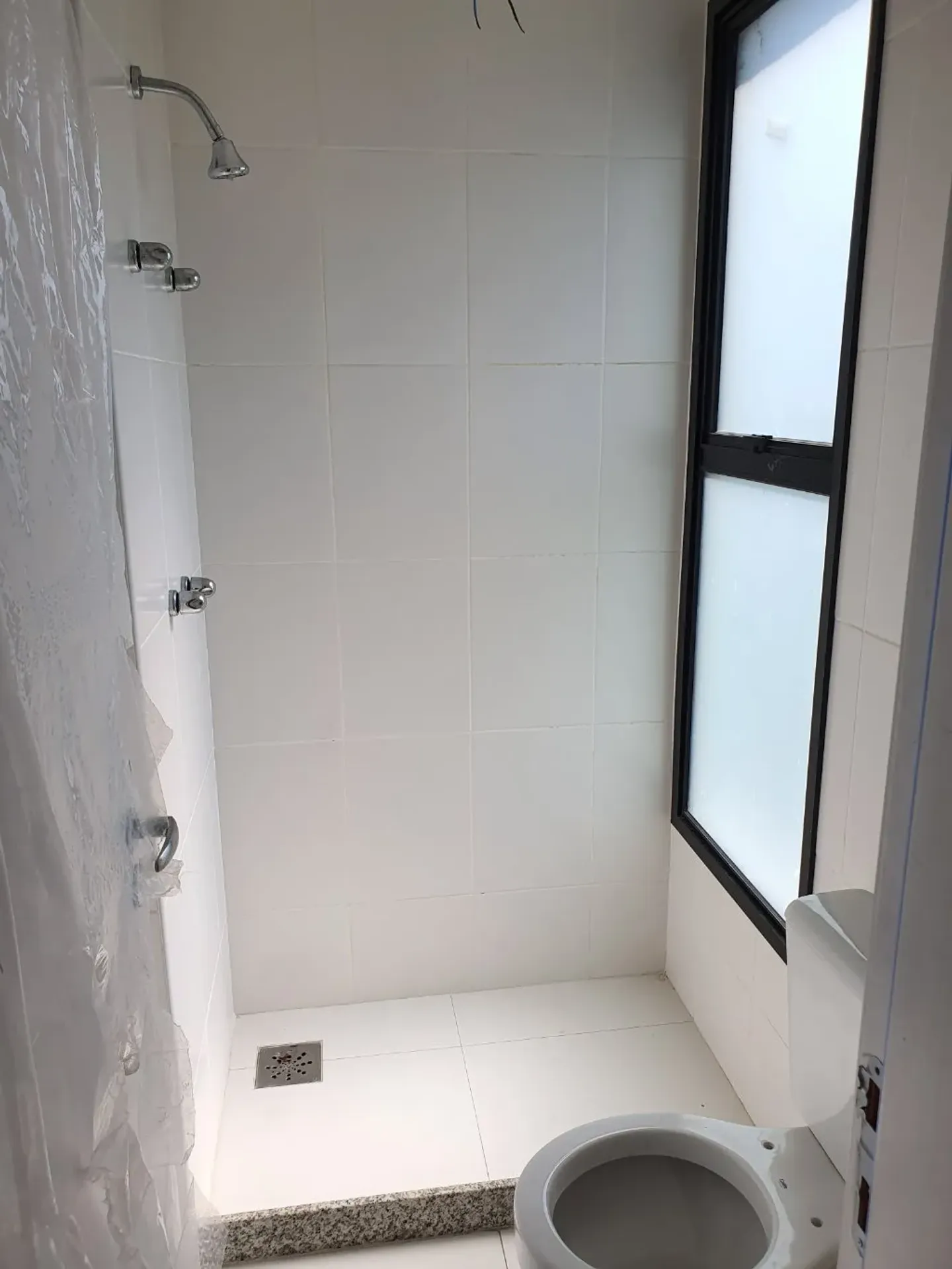 Floor-to-ceiling windows in a 4-bedroom house, 366 m² — photo 14