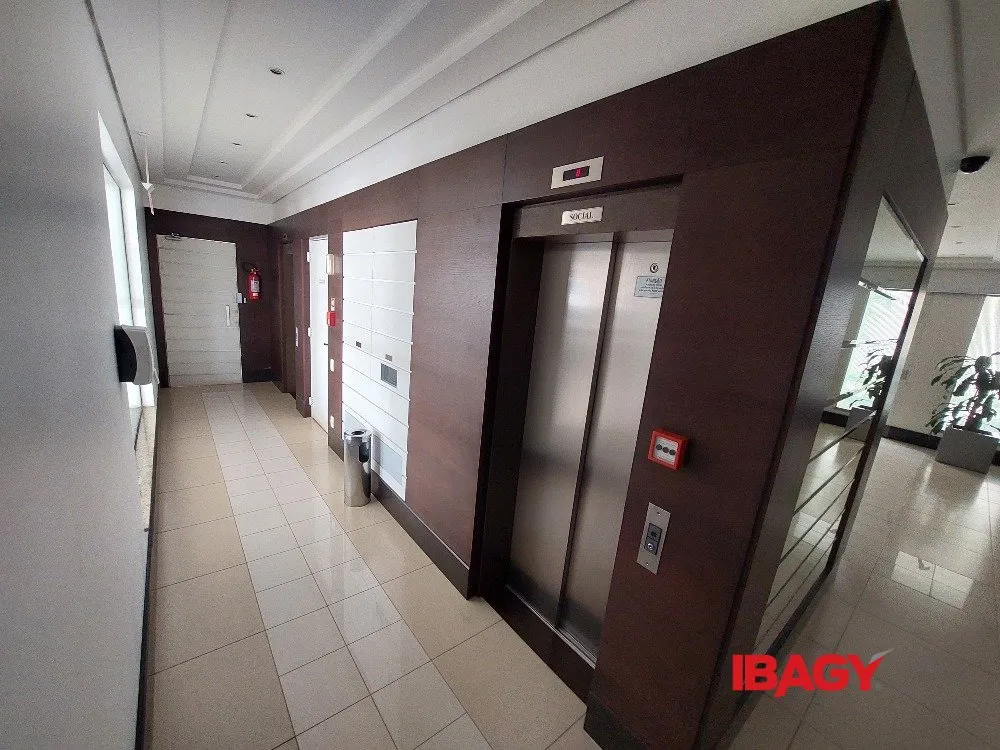Apartamento amueblado de 4 dormitorios con 2 plazas — photo 38