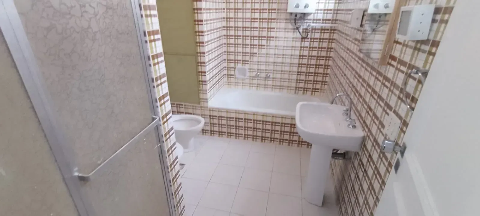 Rental penthouse with 377 m², 4 bedrooms — photo 27