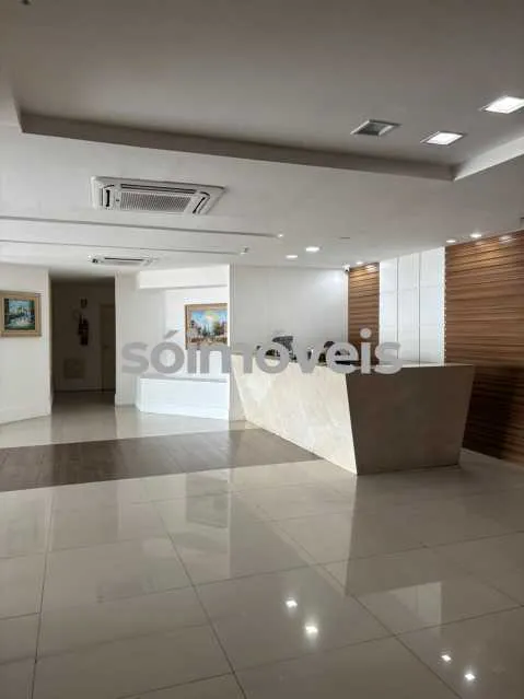 1-bedroom apartment with balcony and open-plan kitchen — photo 16