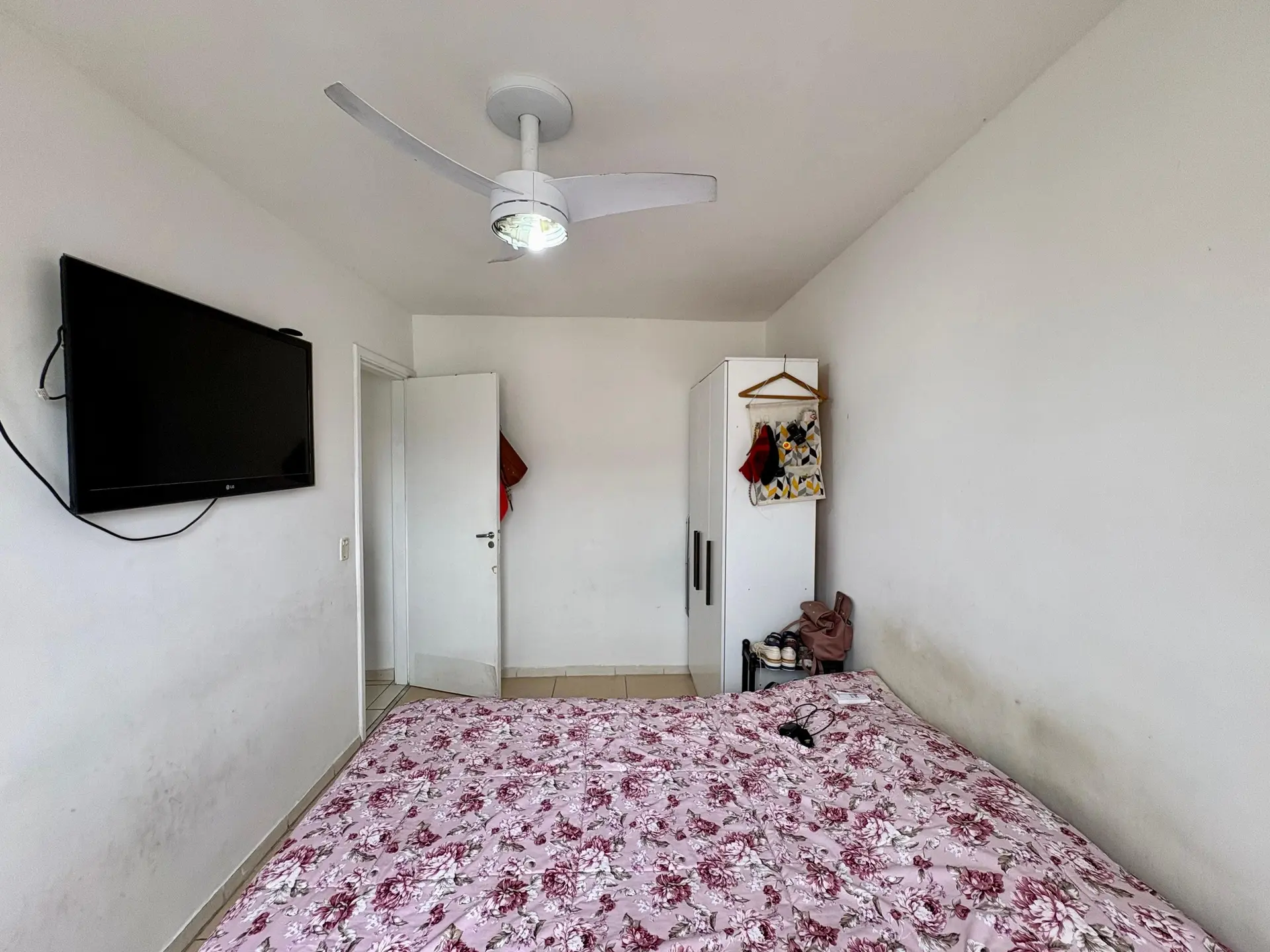 Washing machine in a 2-bedroom apartment, 49 m² — photo 6
