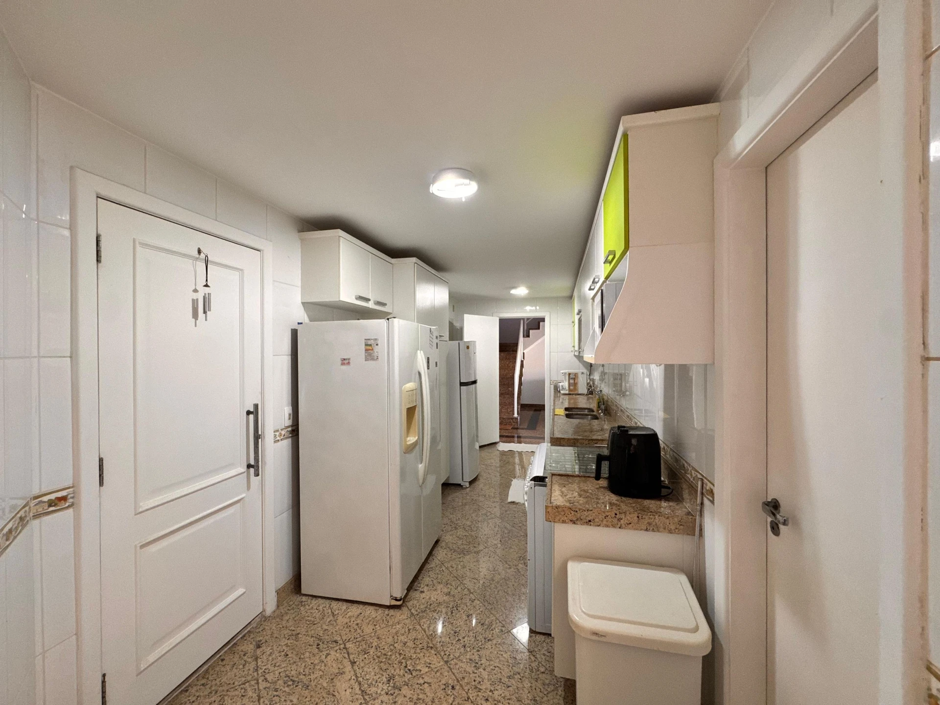 Apartamento, 233 m², com janelas do piso ao teto — photo 23