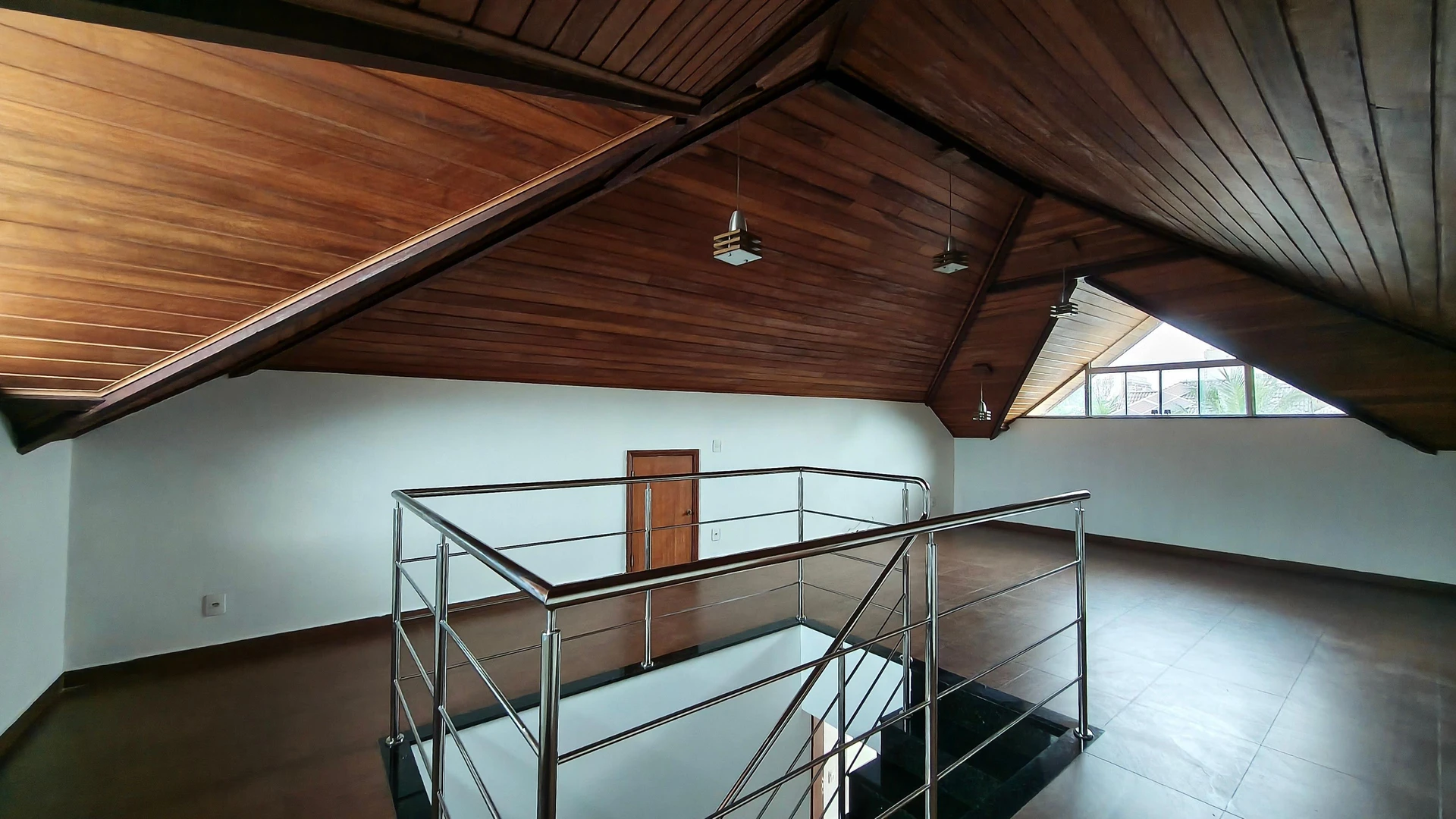House, 241 m², with floor-to-ceiling windows — photo 53