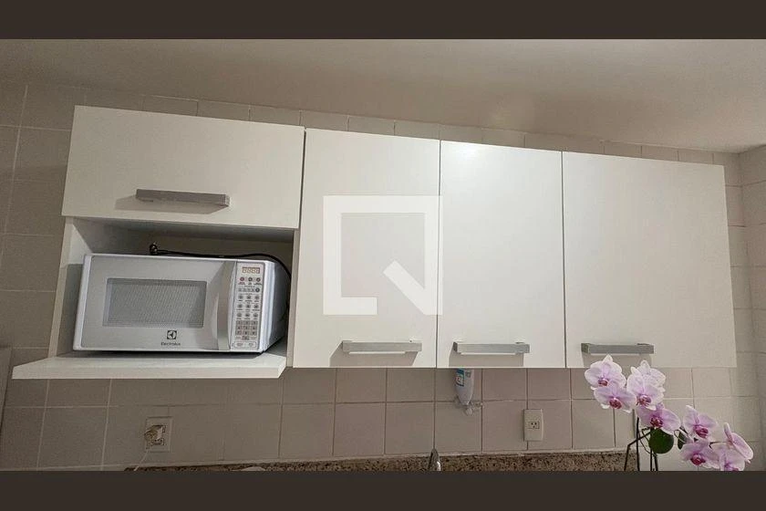 2-bedroom apartment in a building with a gym — photo 37