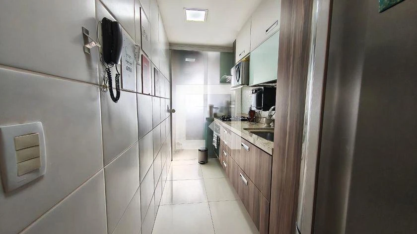 3-bedroom apartment in a building with a gym — photo 13