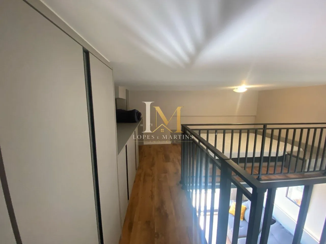 Furnished 1-bedroom apartment with 32 m² and balcony — photo 15