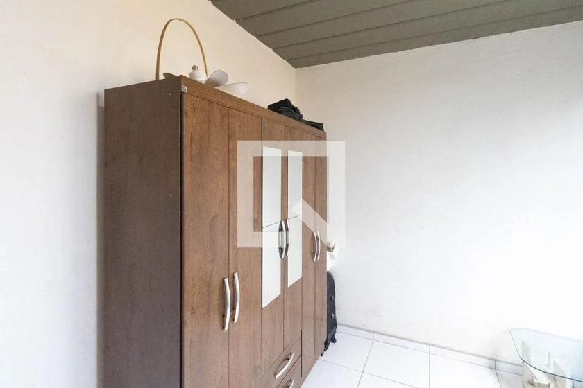 2-bedroom apartment in a building with a gym — photo 30