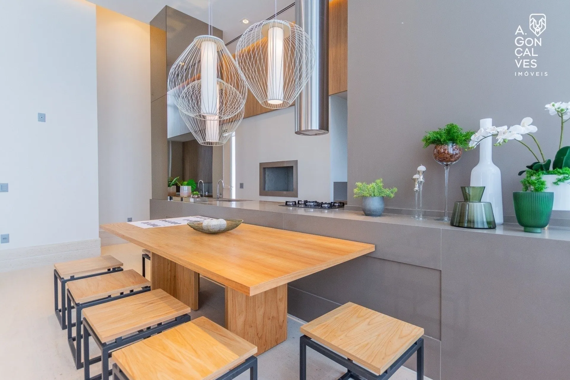 Мебльована квартира 260 м² з 4 спальнями з власними ваннами — photo 57