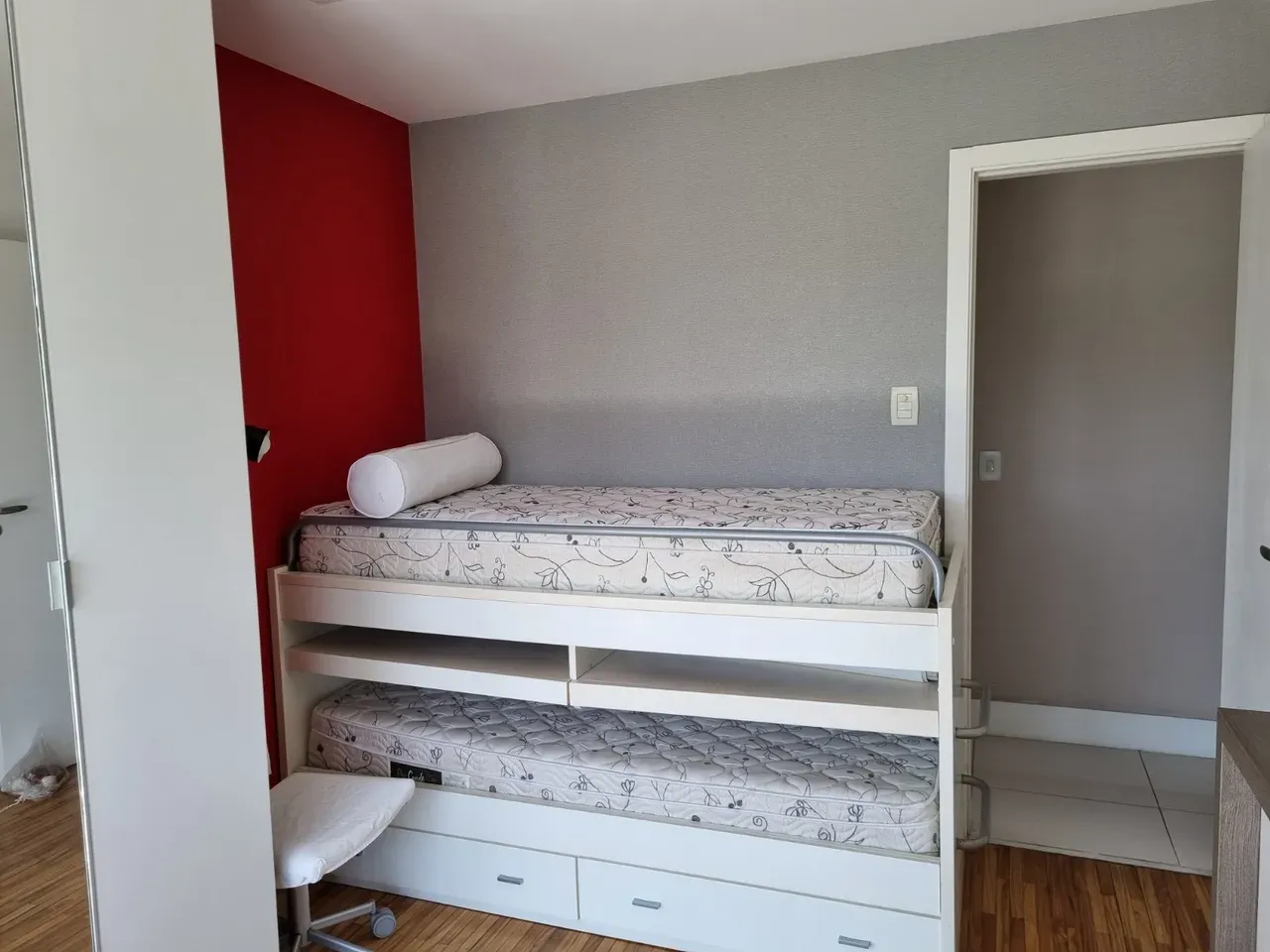 Apartamento mobiliado com 3 quartos e cozinha separada — photo 29