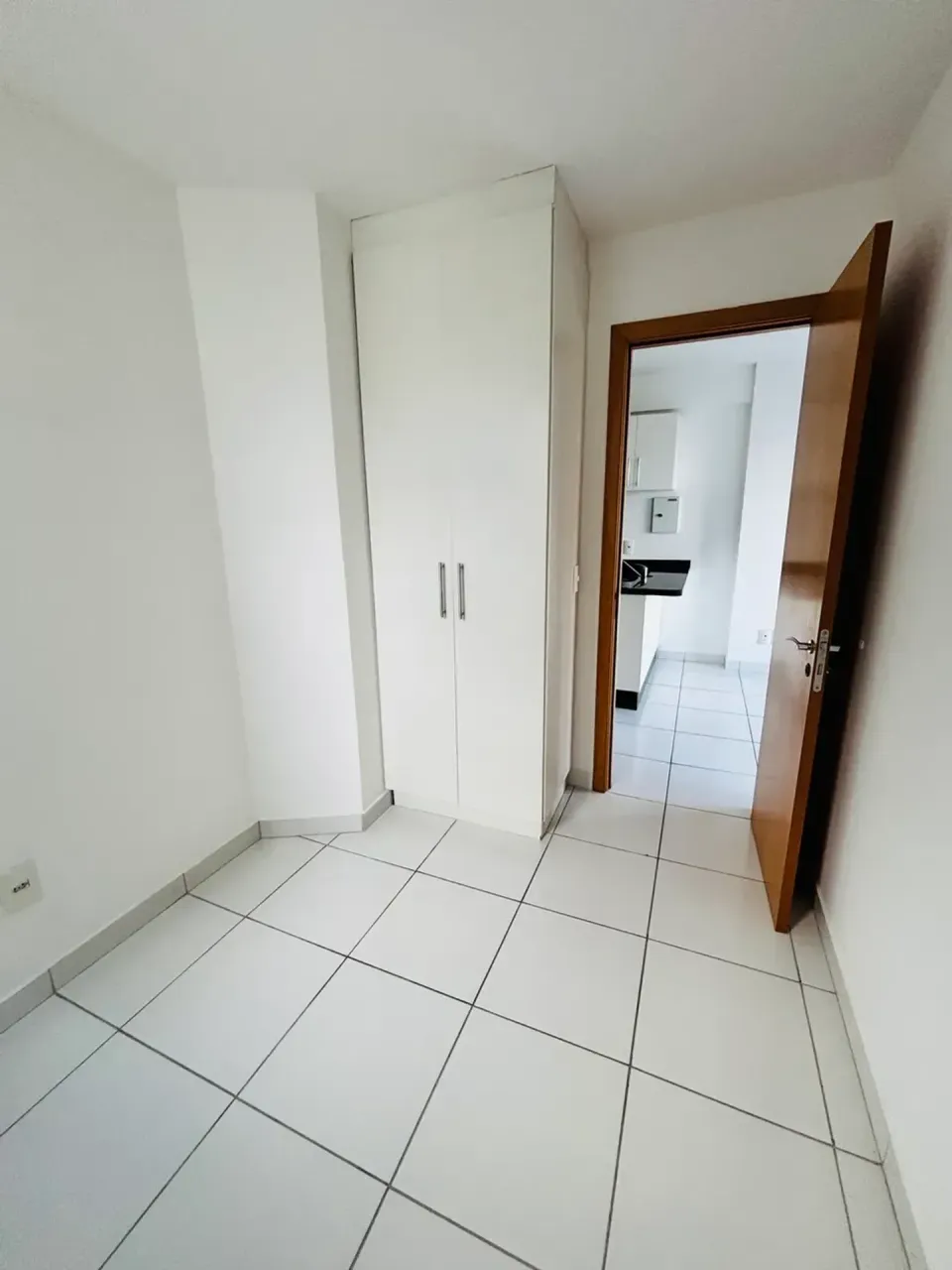 1-bedroom 1-bath apartment with a balcony — photo 20
