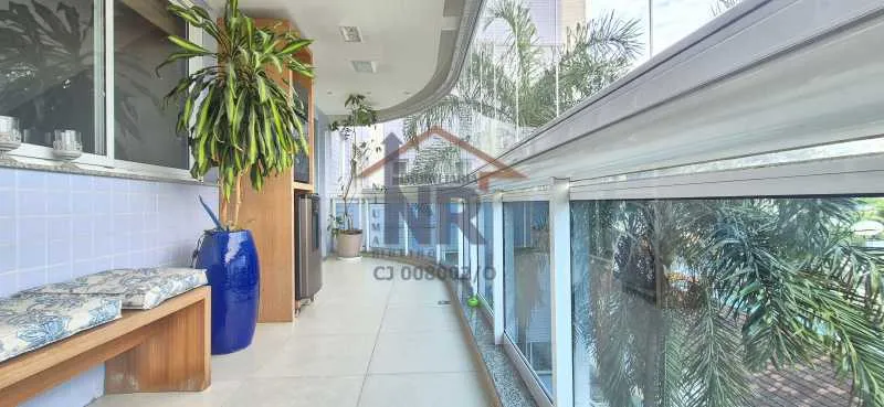 Apartamento mobiliado de 2 quartos com varanda envidraçada — photo 4
