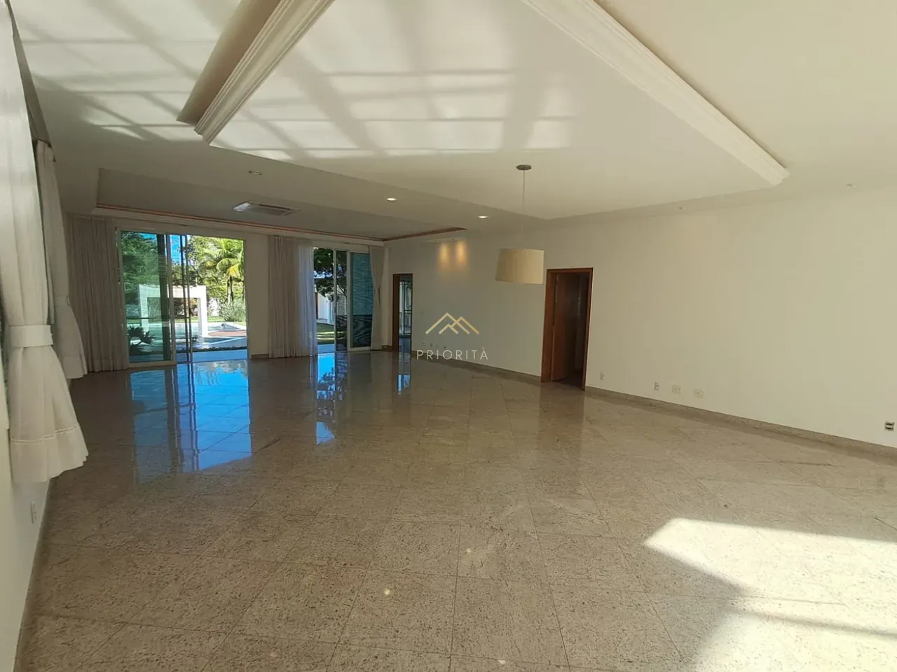Casa em condomínio fechado com 6 quartos e 13 banheiros — photo 19