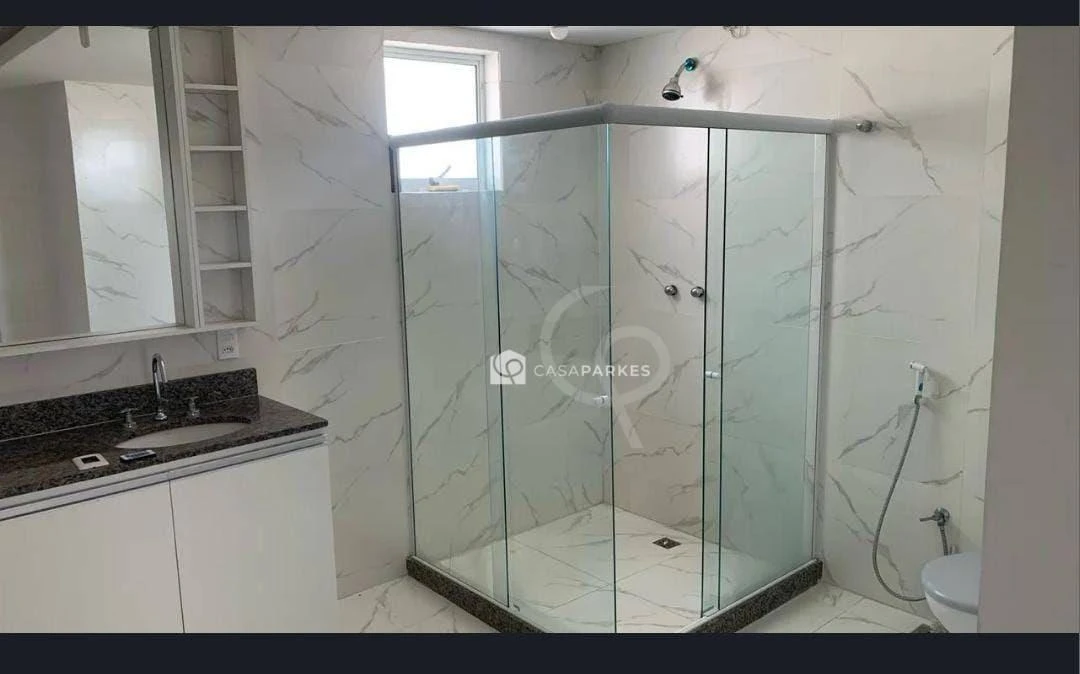 Casa com 6 quartos e cozinha aberta a gás, 450 m² — photo 31