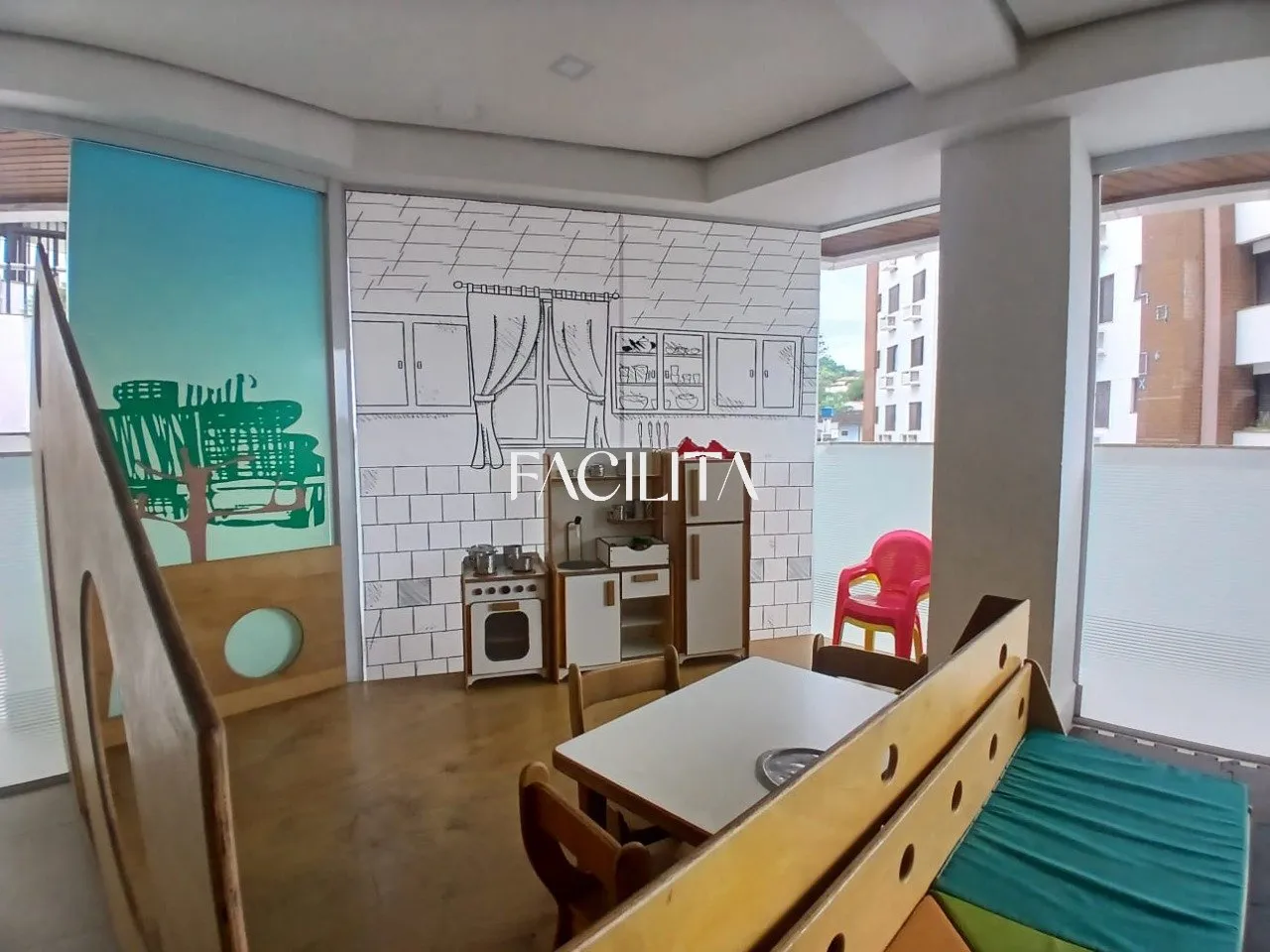 Apartamento de 3 dormitorios con baño en suite y balcón — photo 43