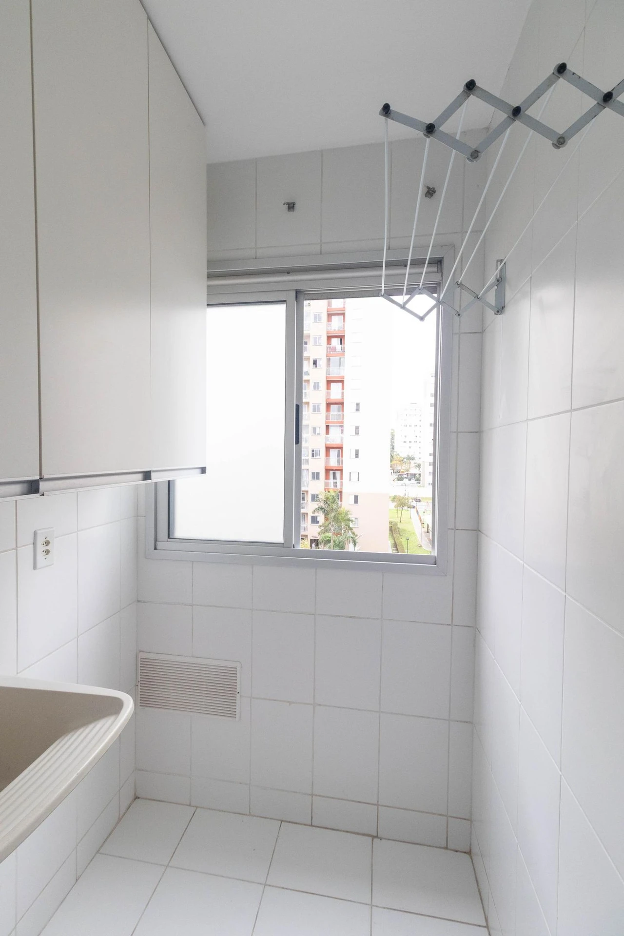 2-bedroom apartment with a home office in Curitiba — photo 10