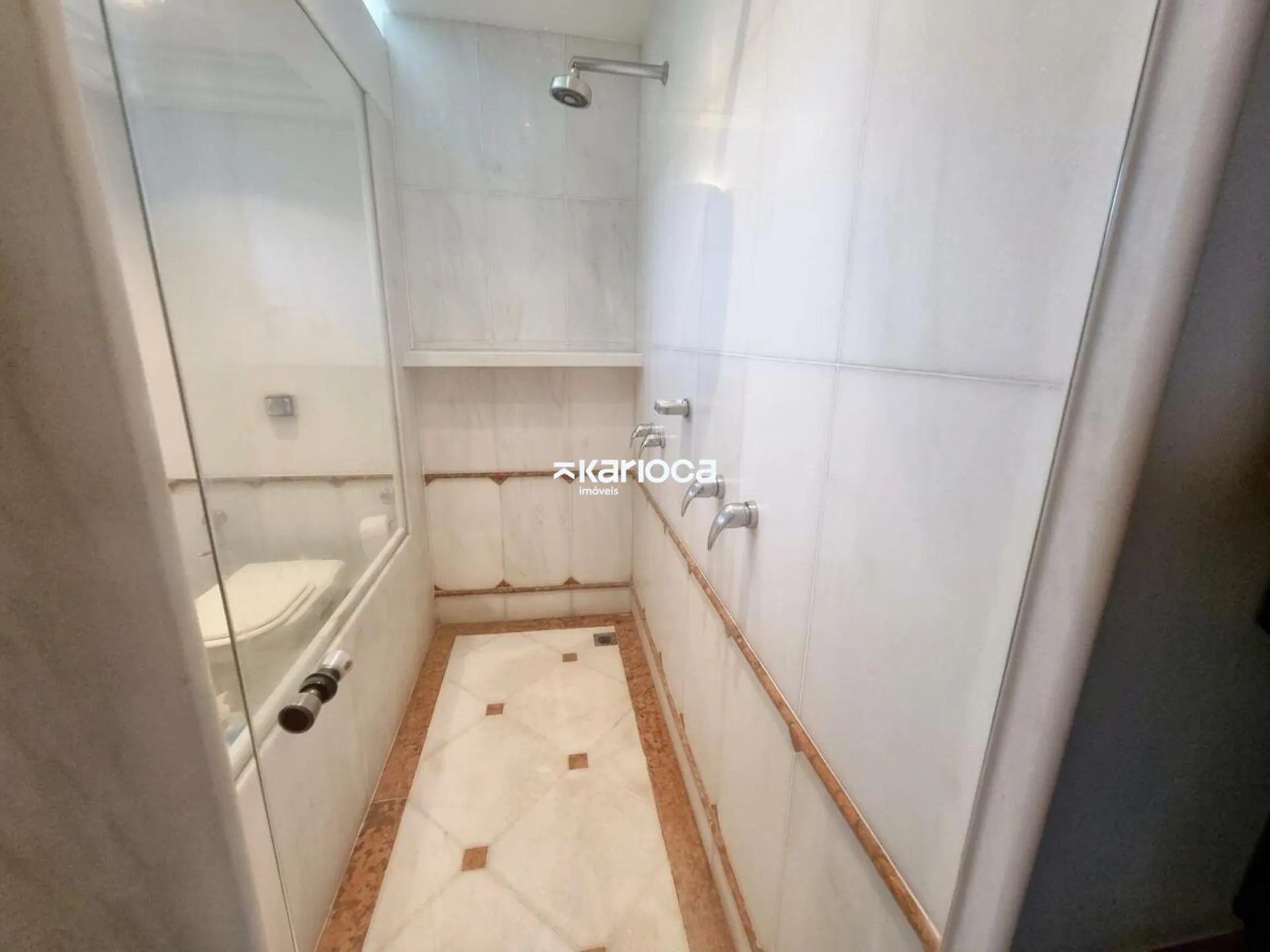 Меблированная квартира 1000 м² с 5 спальнями — photo 10