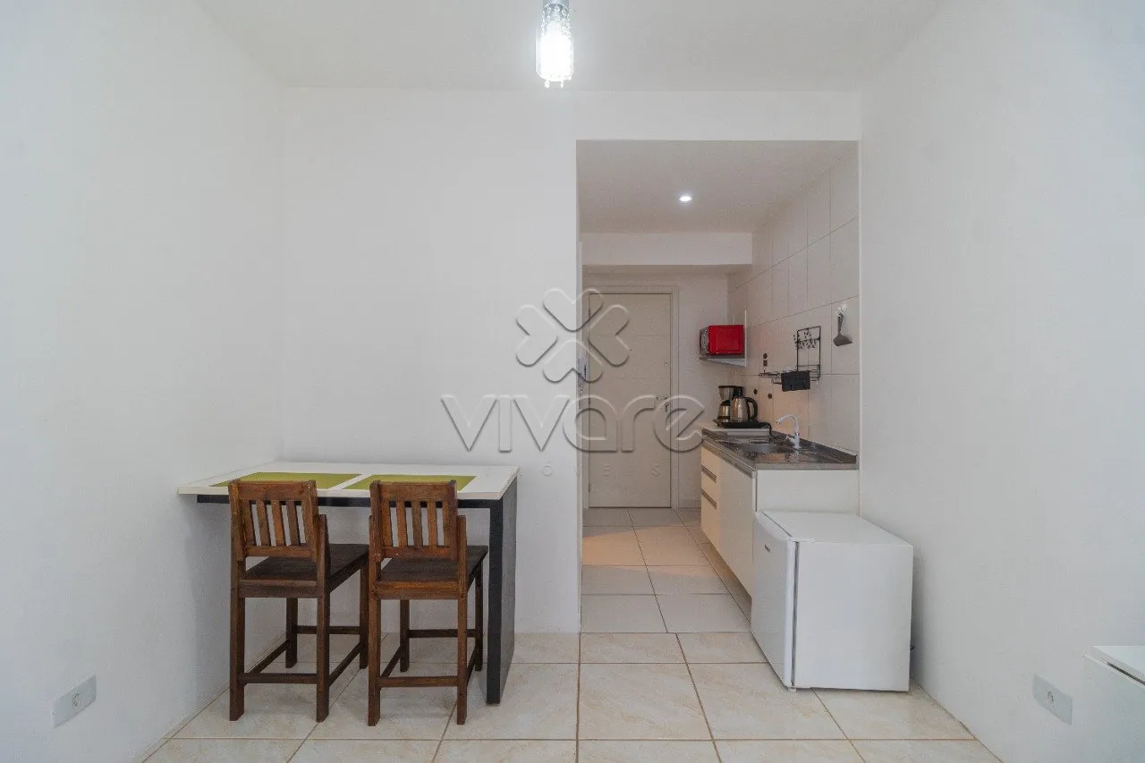 1-bedroom apartment with a balcony — photo 4