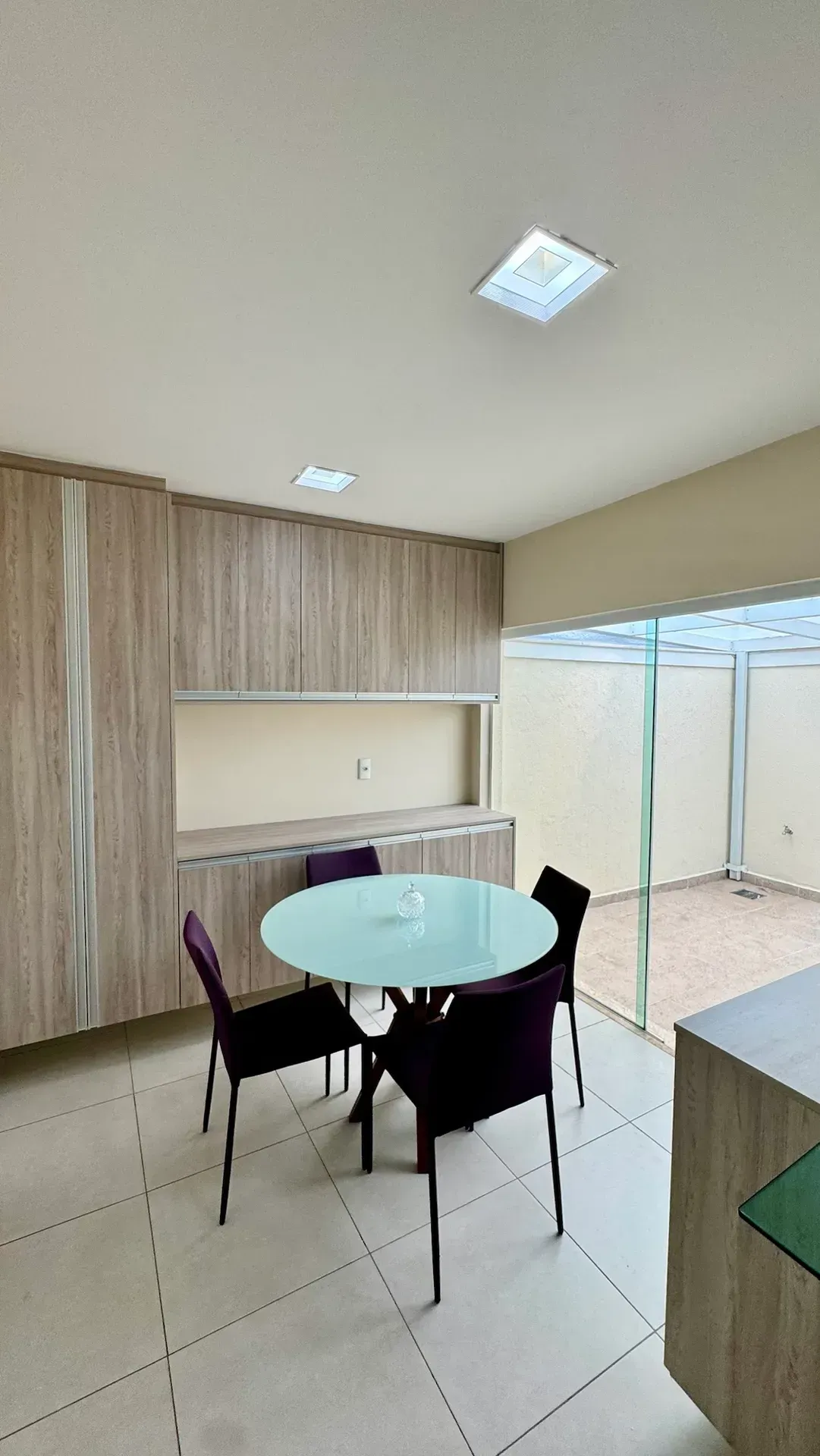 House with 5 bedrooms and a built-in balcony grill — photo 45