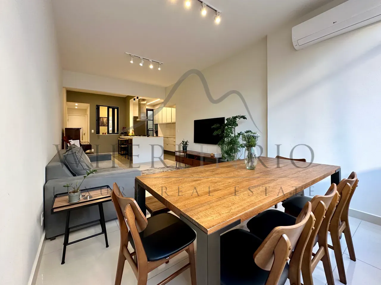 Washing machine in a 3-bedroom apartment, 111 m² — photo 13