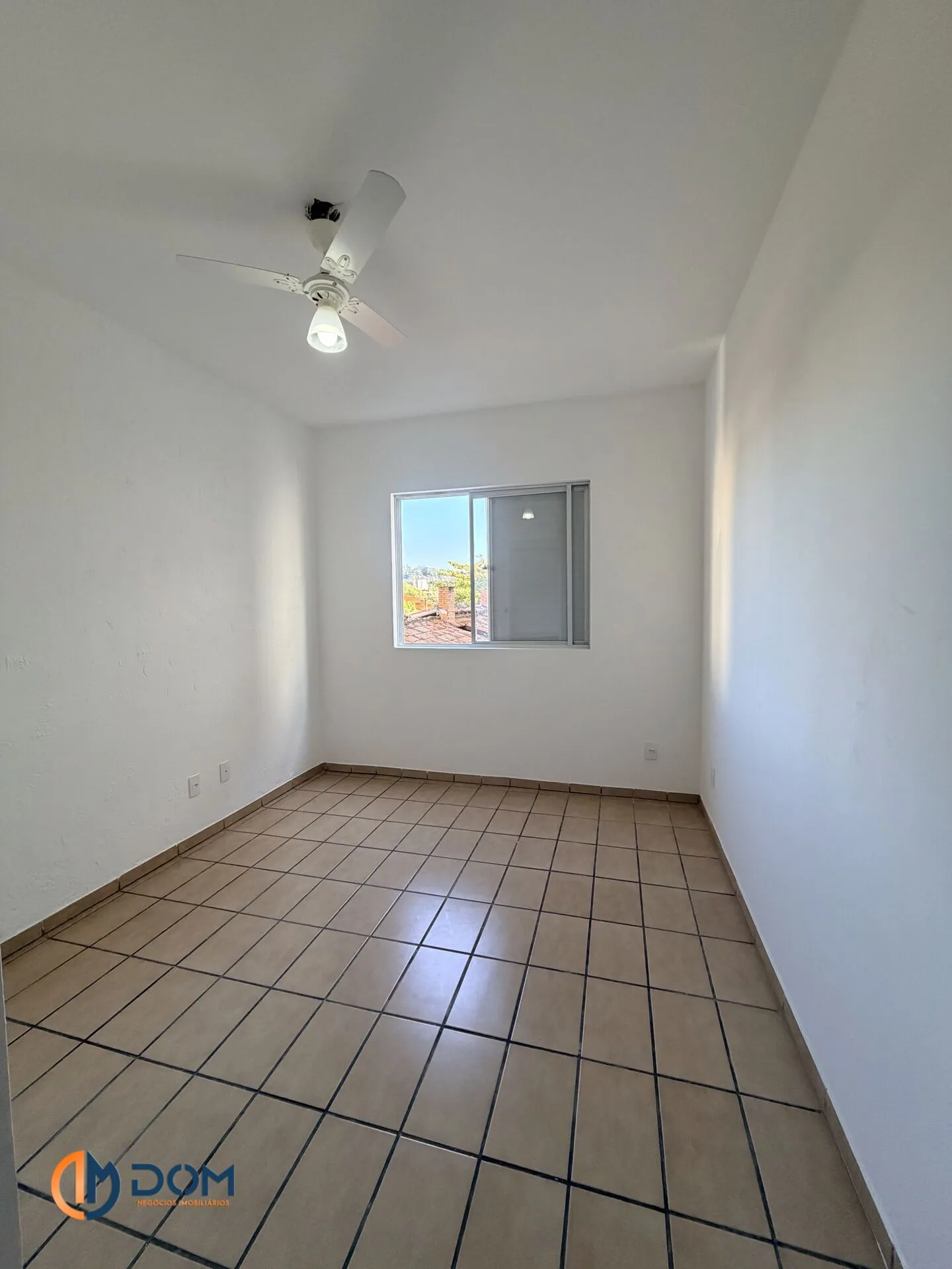1-bedroom apartment with balcony and shared BBQ access — photo 7