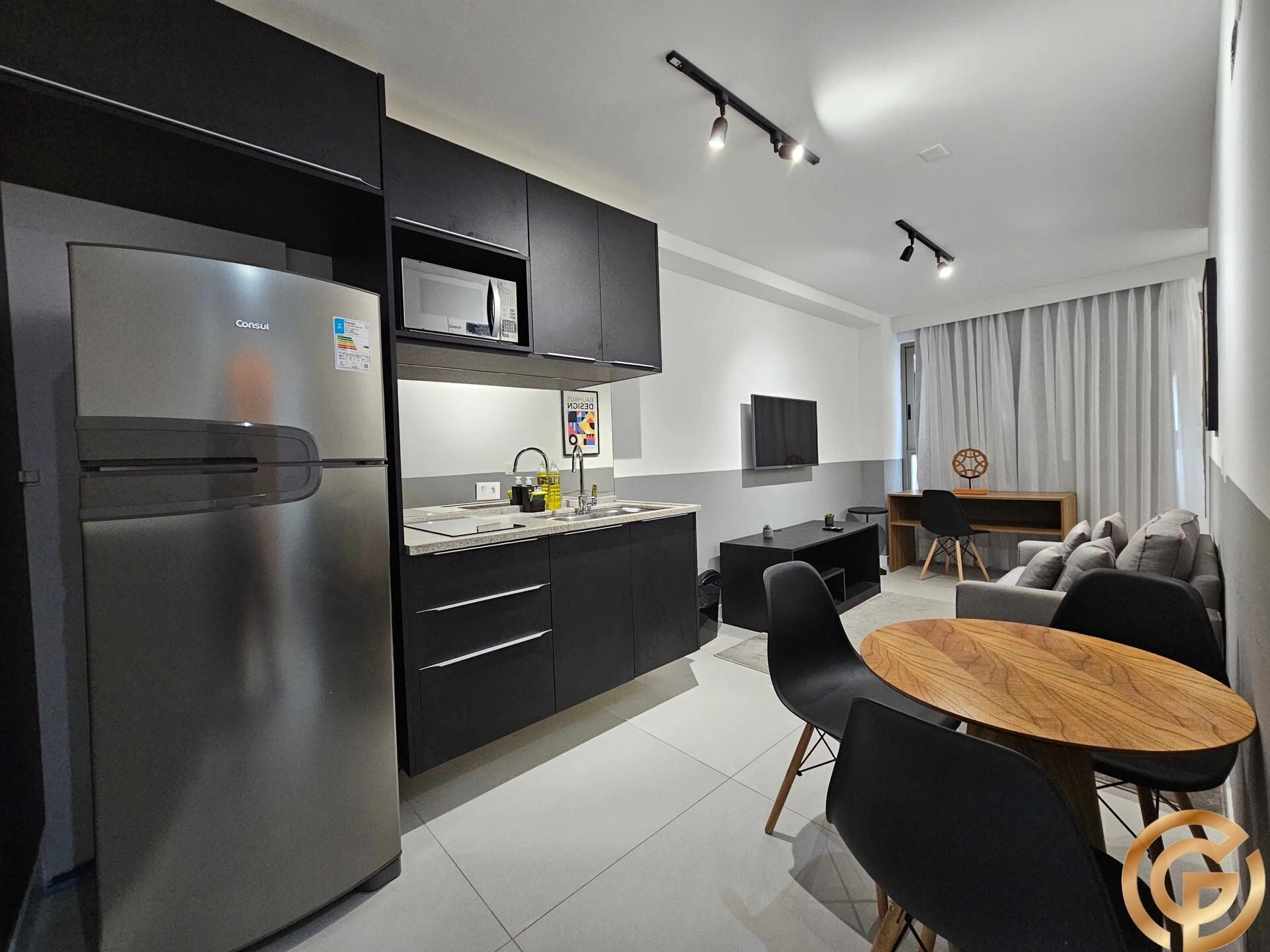 Furnished apartment, 39 m², with a washing machine — photo 4