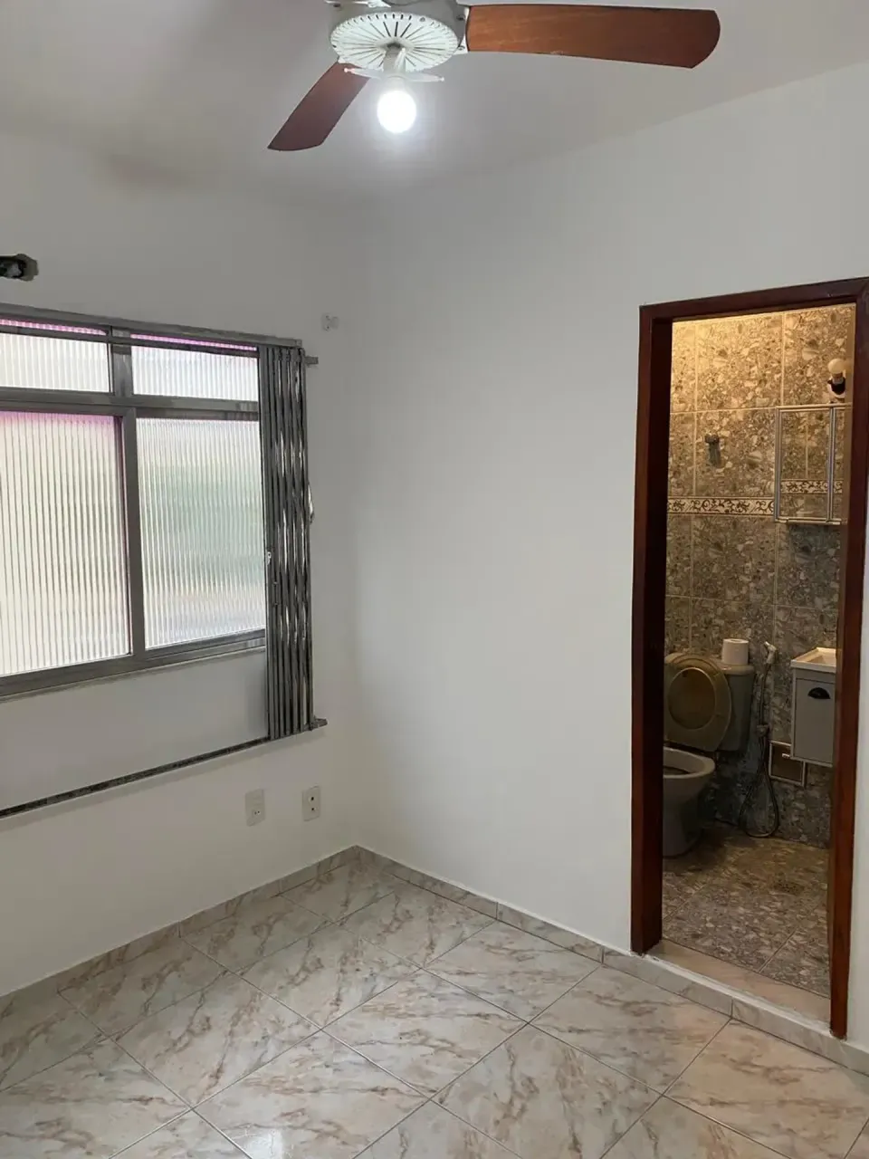 Apartamento sin aparcamiento, 2 dormitorios y 1 baño con ducha de vidrio — photo 10