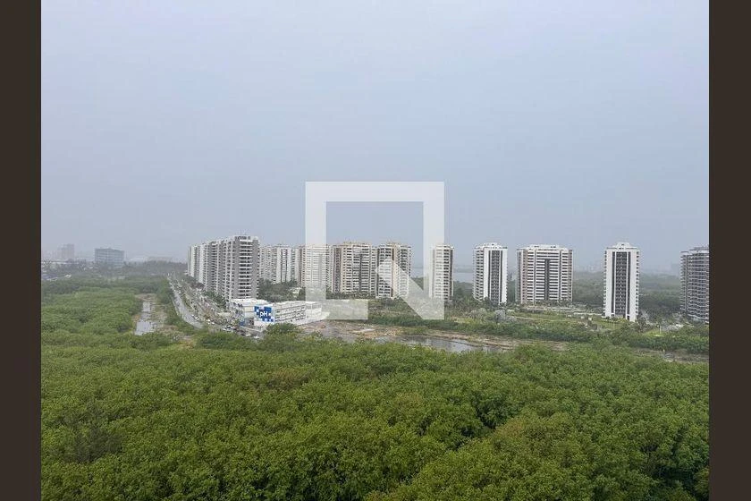 Квартира с 3 спальнями и открытой газовой кухней — photo 31